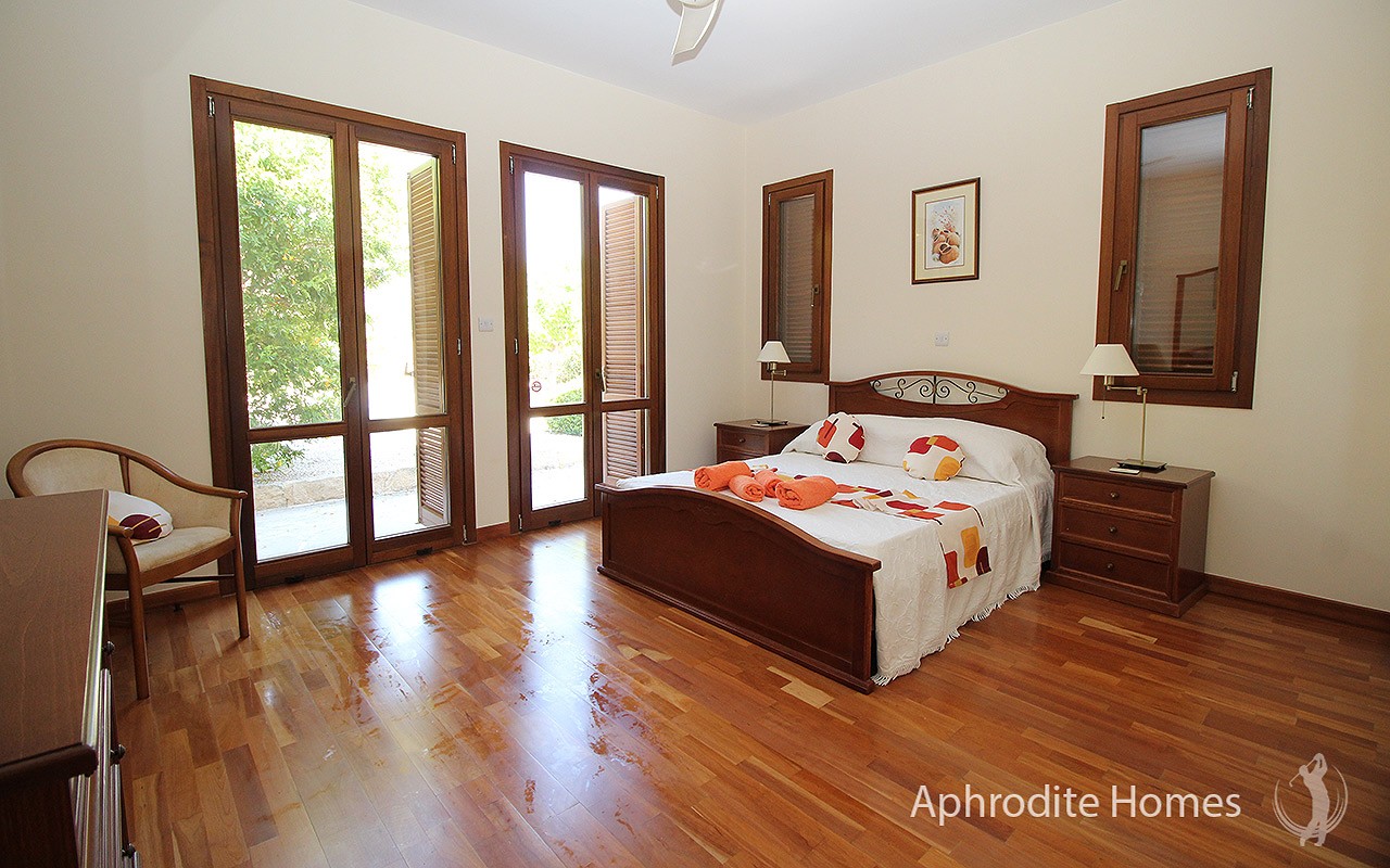 AH270V - 2-Bed Luxury Detached Villa