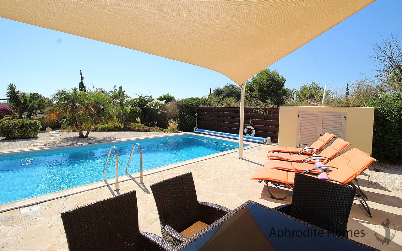 AH270V - 2-Bed Luxury Detached Villa