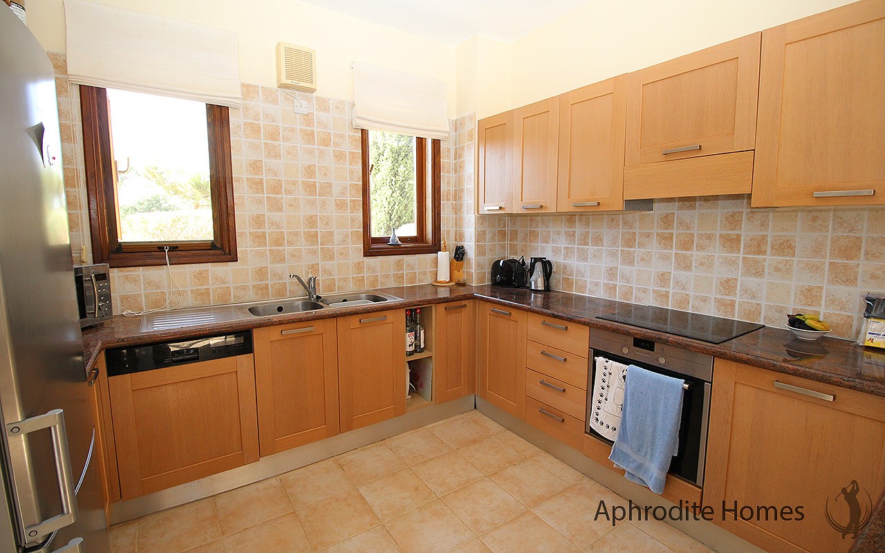 AH271V - 3-Bed Luxury Detached Villa