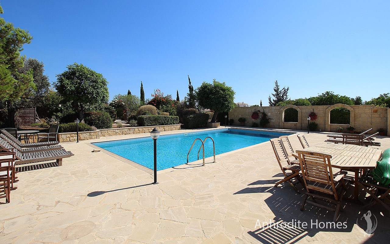 AH271V - 3-Bed Luxury Detached Villa