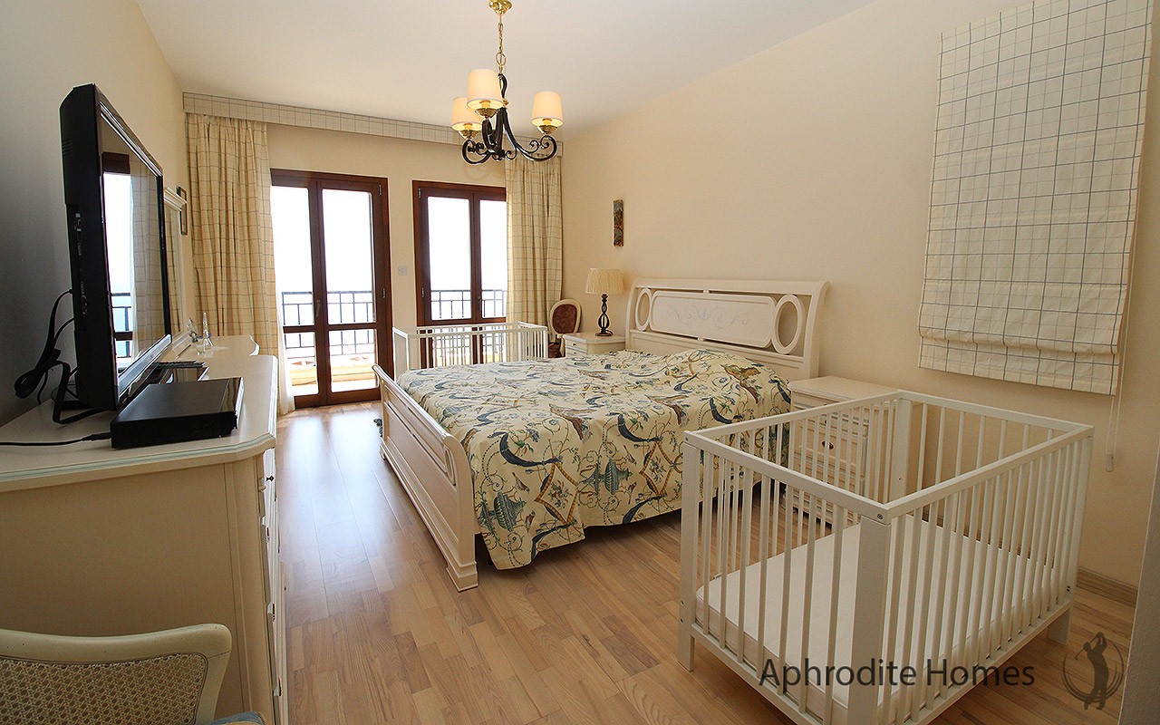 AH275P - 6-Bed Super Luxury Villa