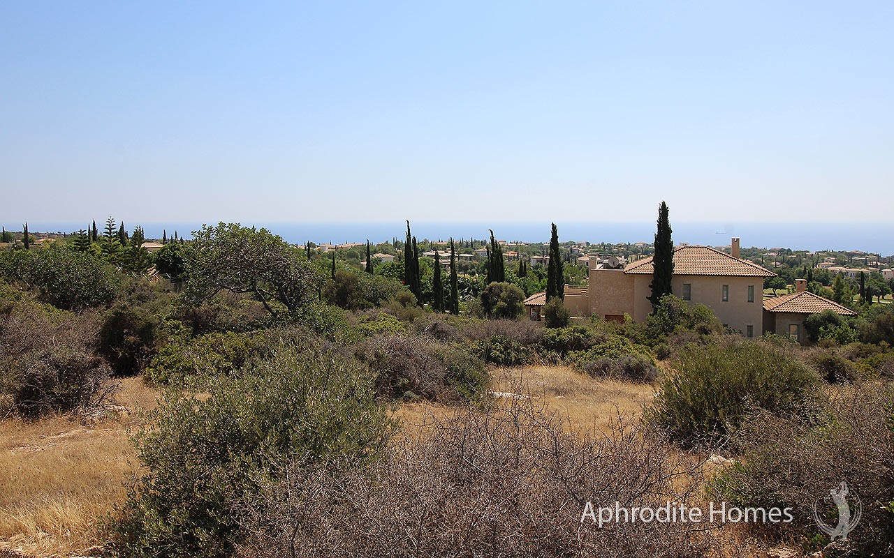 AH276V - Luxury Plot For Sale