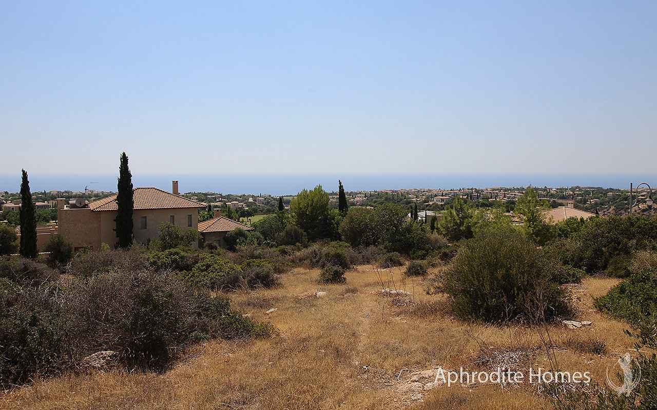 AH276V - Luxury Plot For Sale