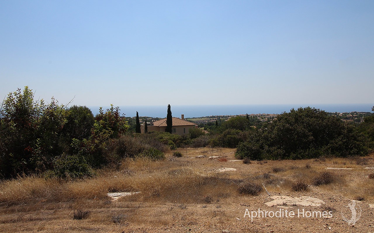 AH276V - Luxury Plot For Sale