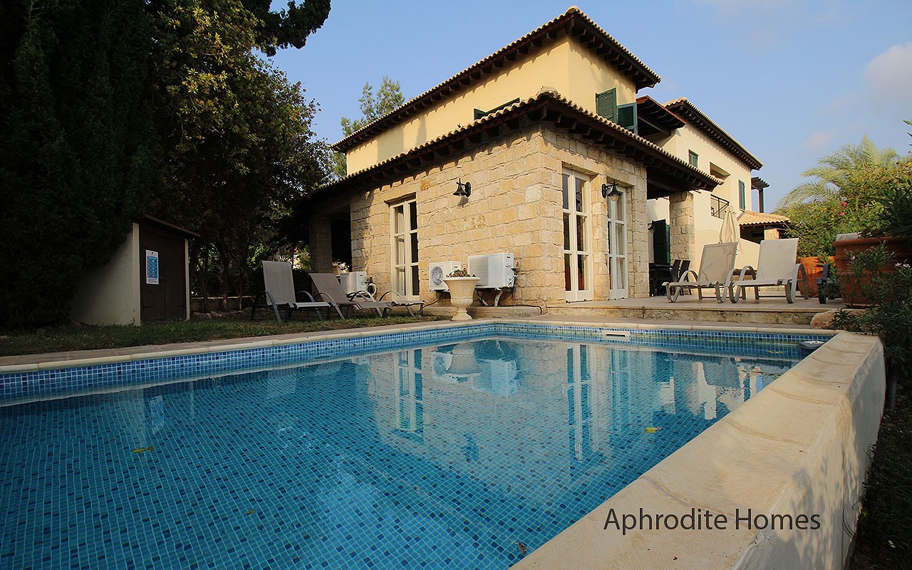 AH280P - 3-Bed Luxury Townhouse