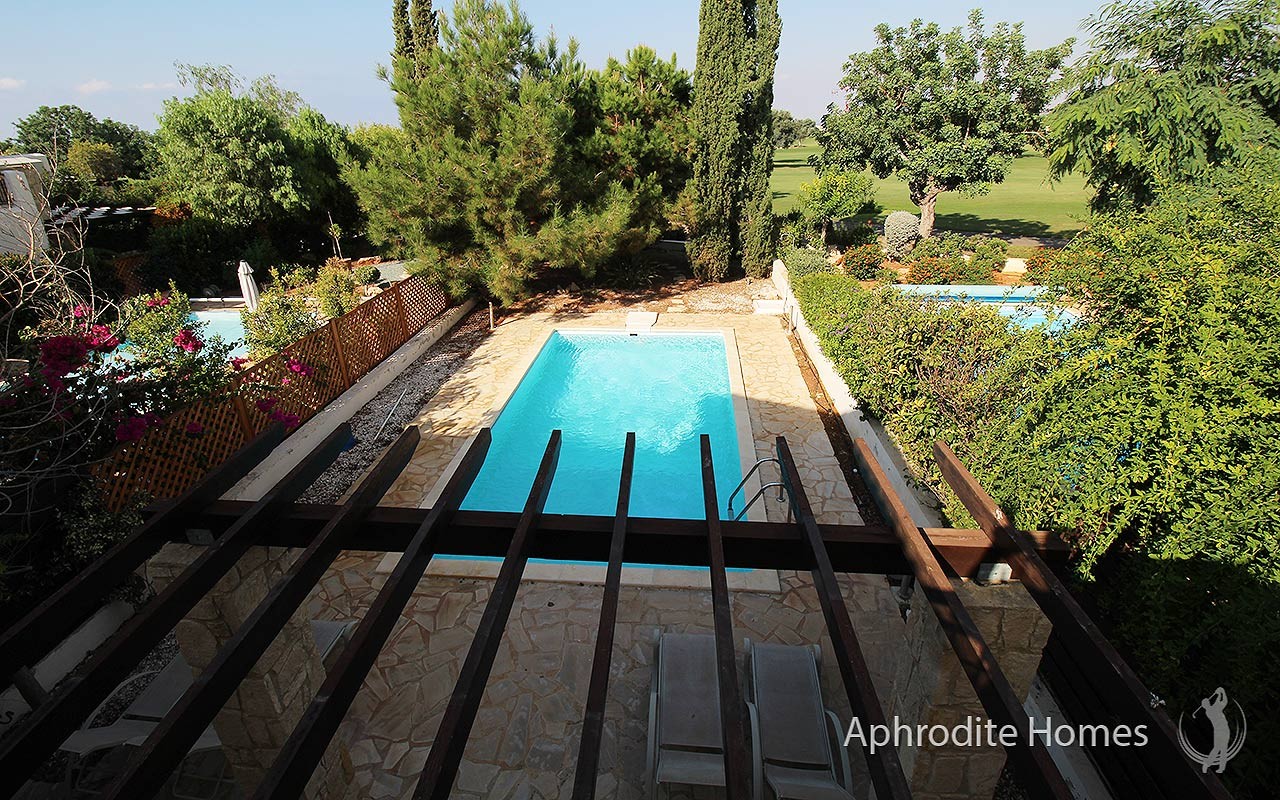 AH281P - 2-Bed Luxury Townhouse