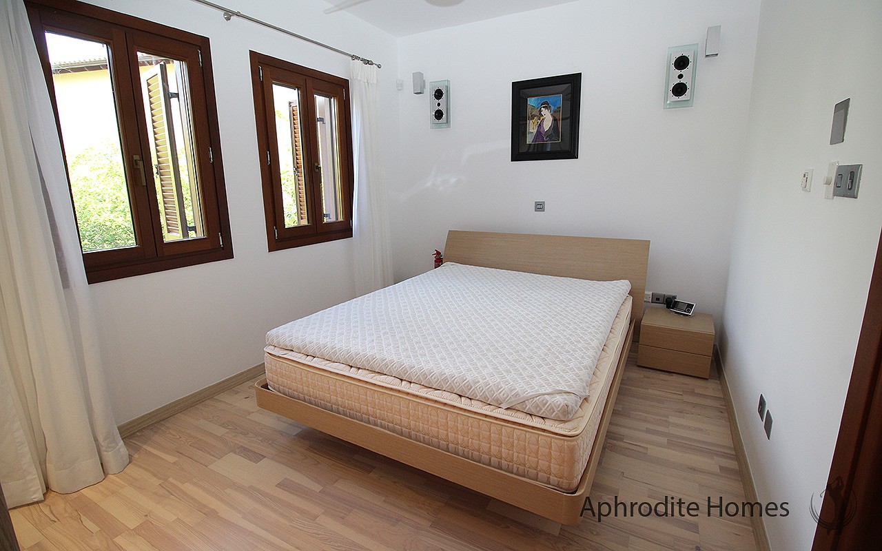 AH283P - 5-Bed Super Luxury Villa
