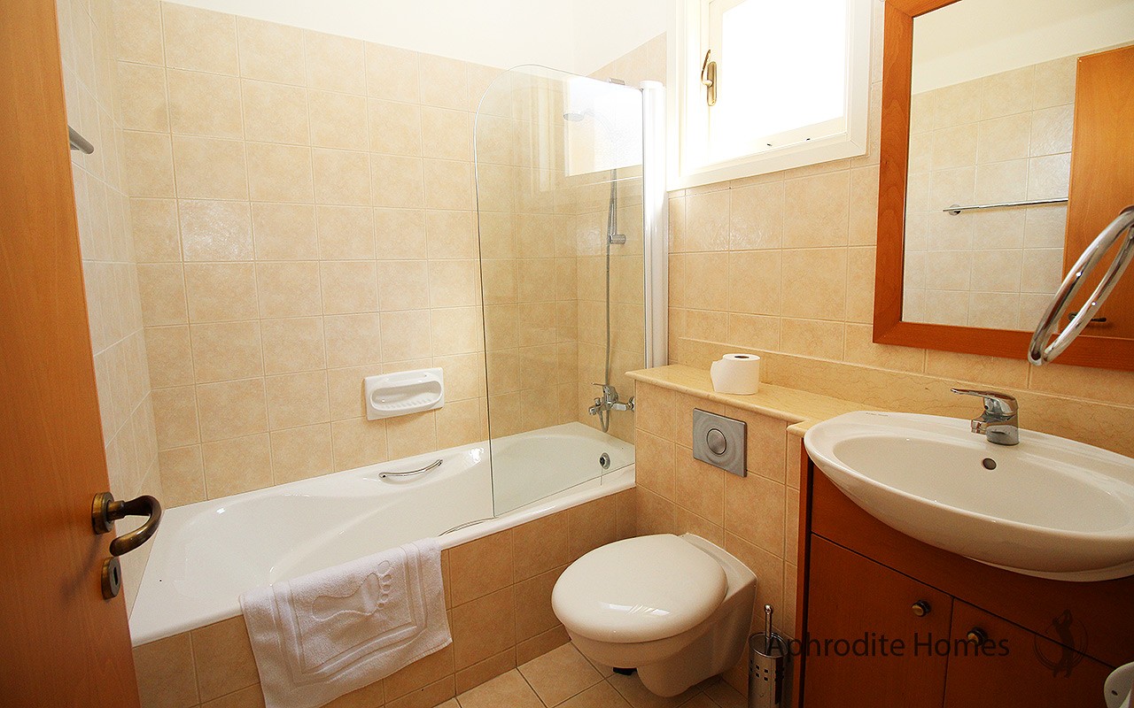 AH285P - 3-Bed Luxury Apartment