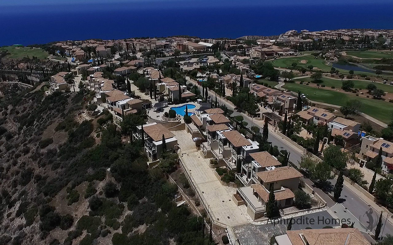 AH285P - 3-Bed Luxury Apartment