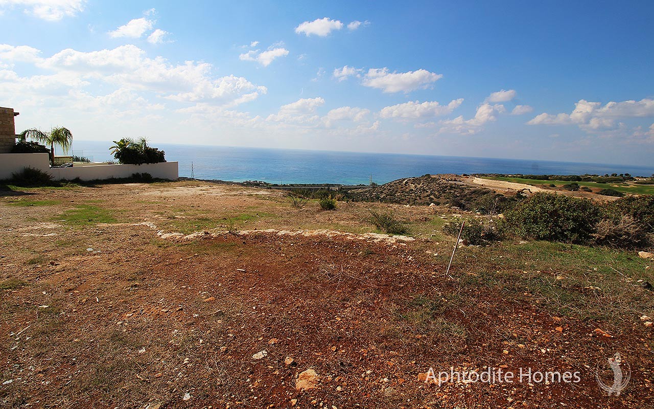 AH286V - Luxury Plot of Land