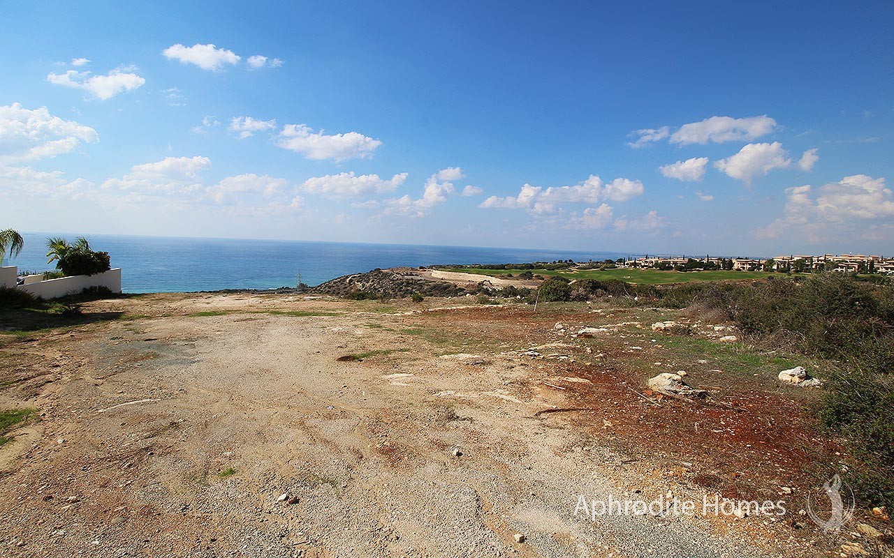 AH286V - Luxury Plot of Land