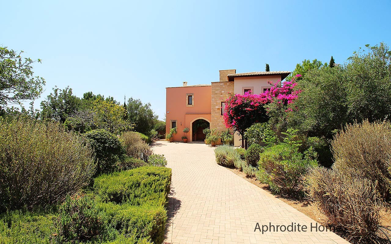 AH294V - 4-Bed Luxury Detached Villa