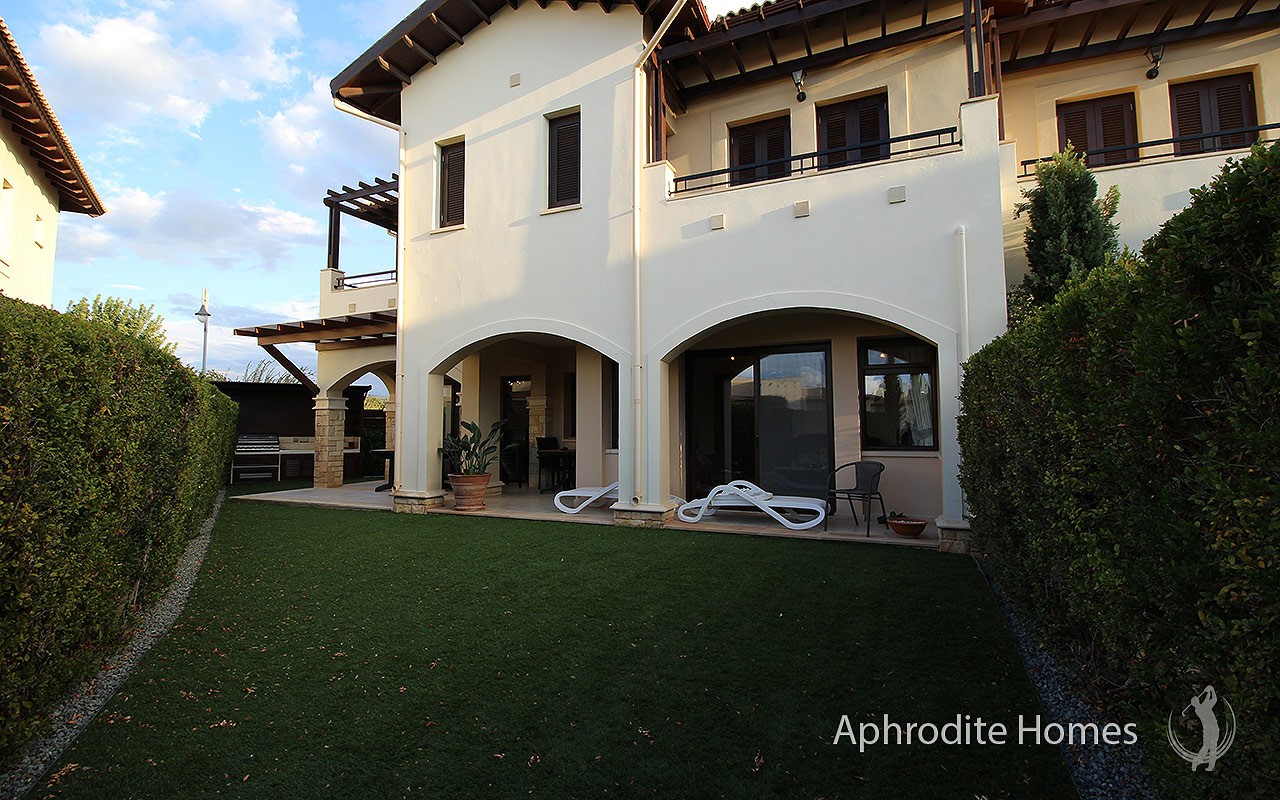 AH243P - 3-Bed Luxury Townhouse