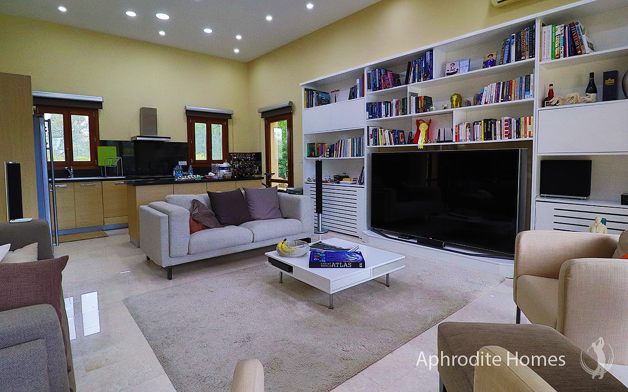 AH298V-4-Bed Luxury Detached Villa