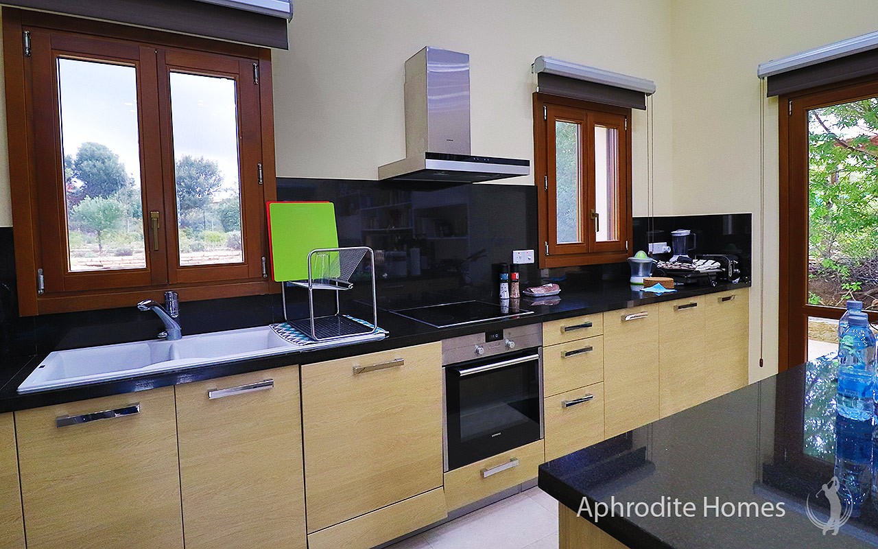 AH298V-4-Bed Luxury Detached Villa