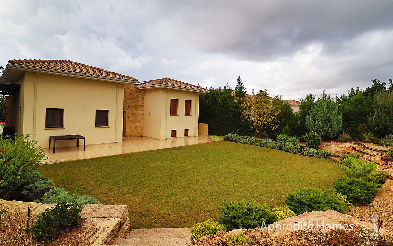 AH298V-4-Bed Luxury Detached Villa