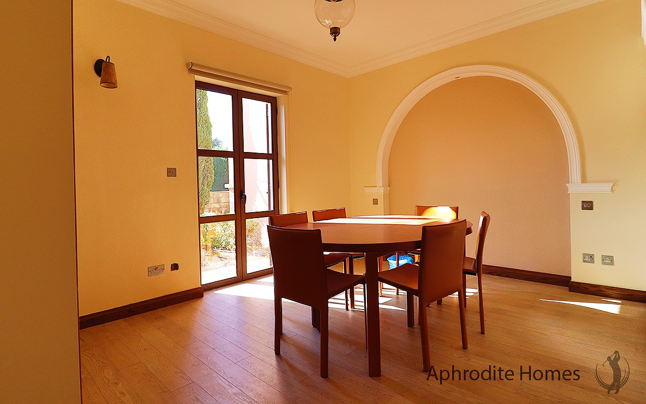 AH301P - 2-Bed Luxury Apartment
