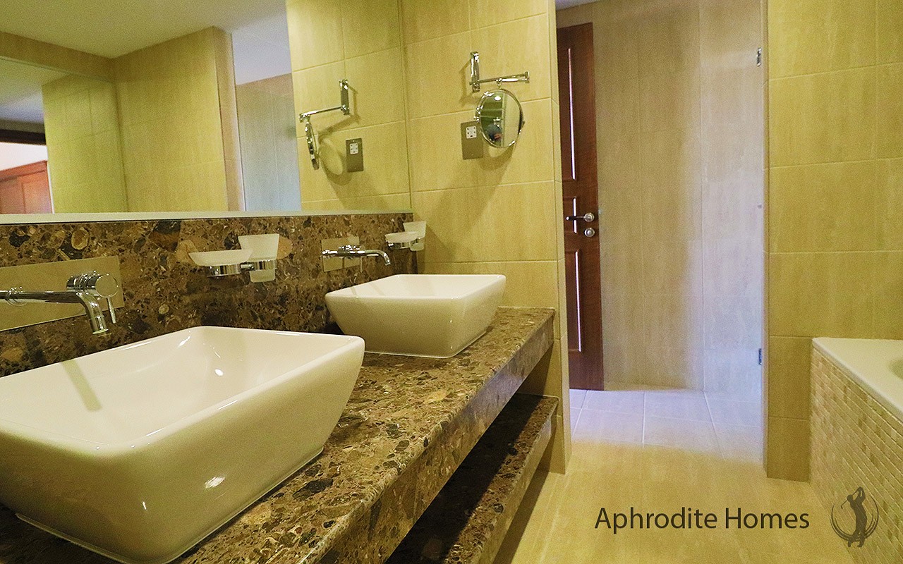 AH309P - 2-Bed Luxury Apartment