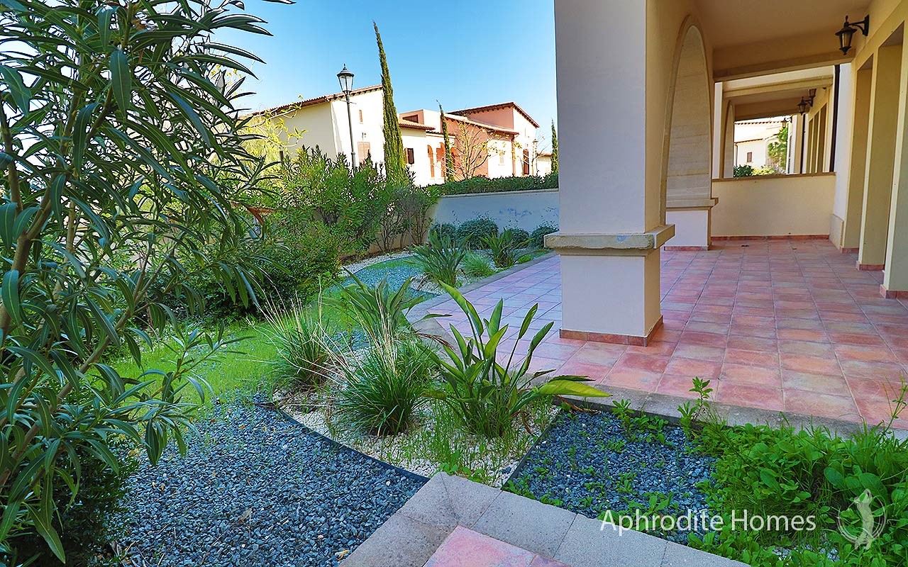 AH312P - 2-Bed Luxury Apartment