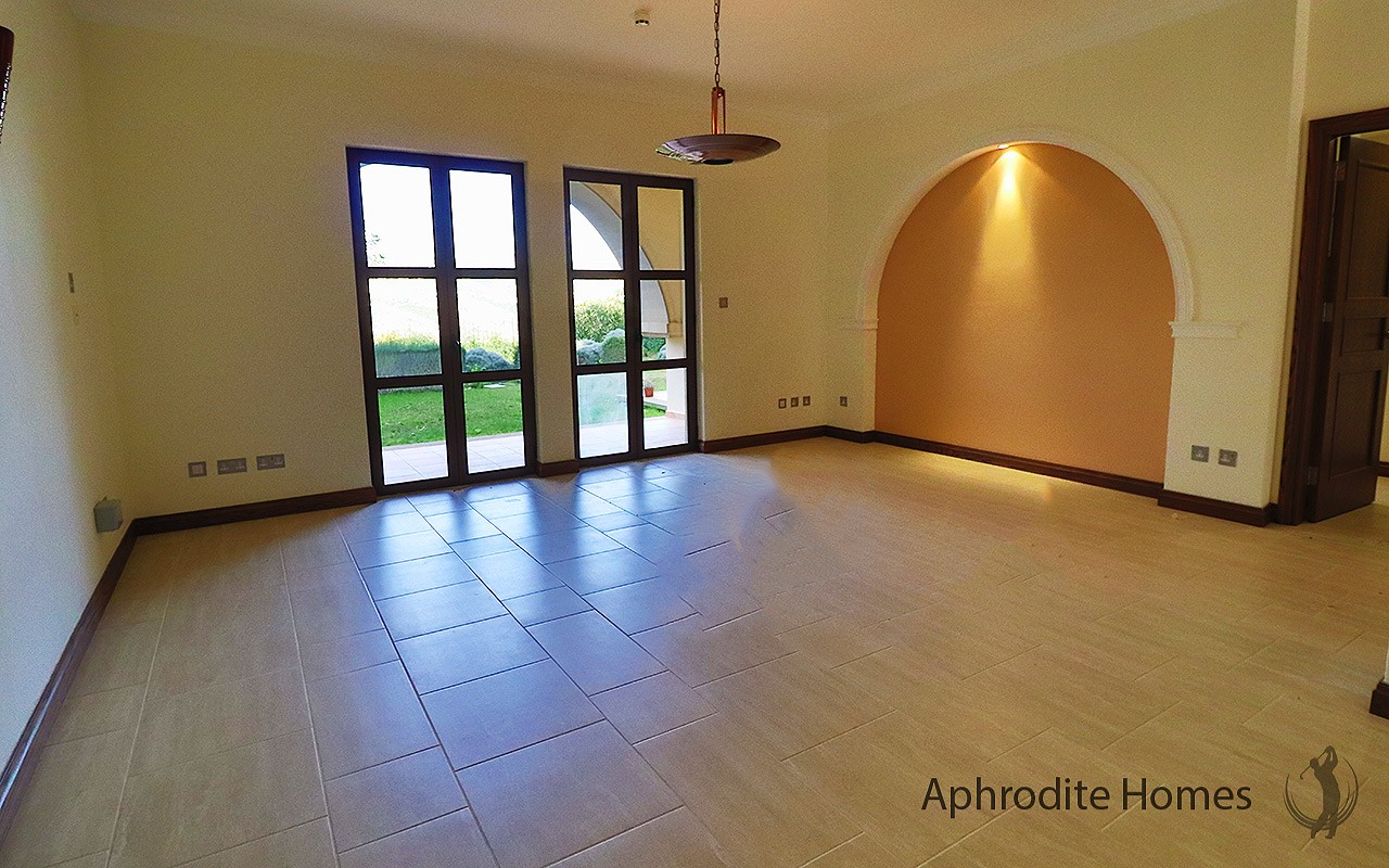 AH315P - 2-Bed Luxury Apartment