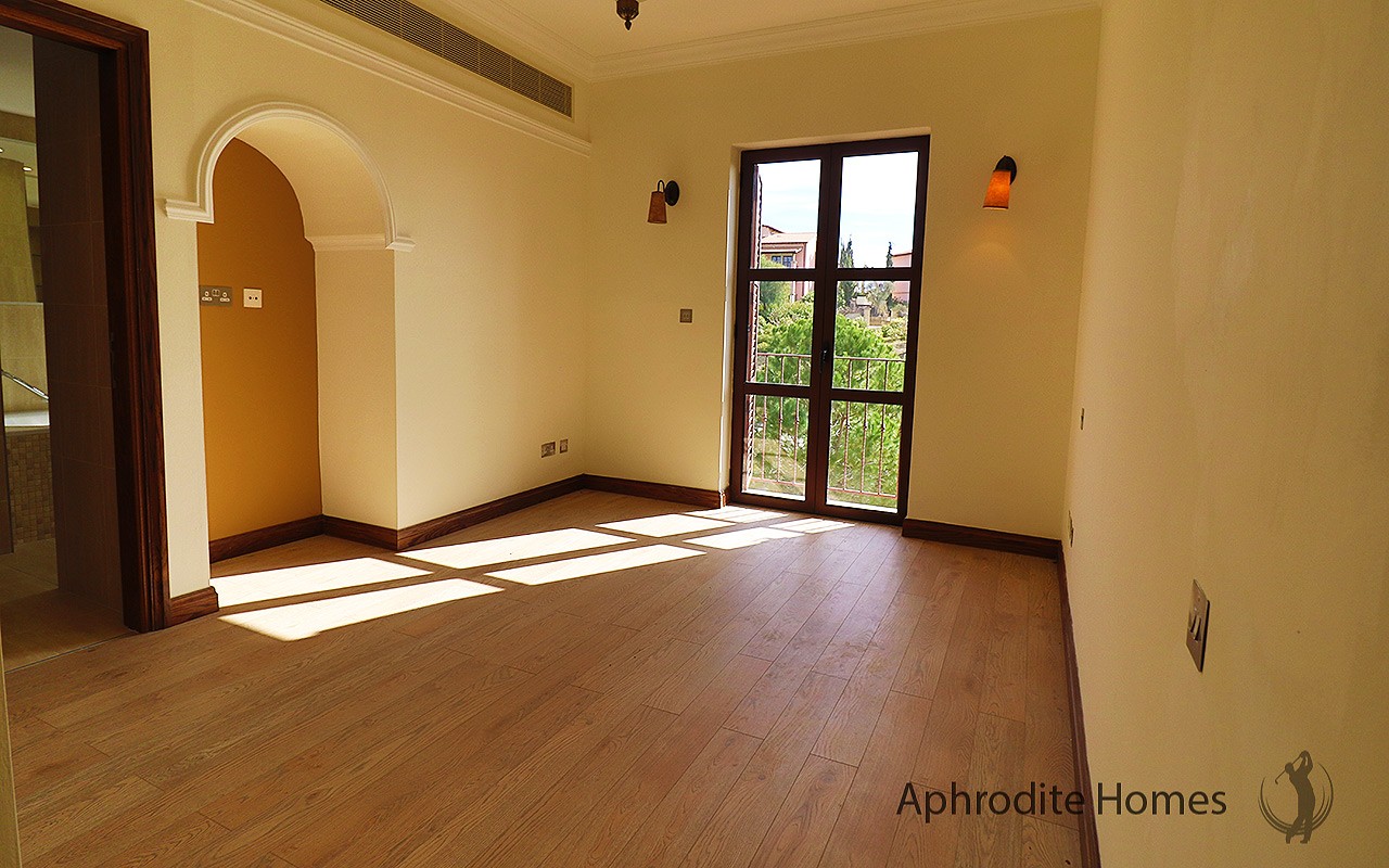 AH318P - 2-Bed Luxury Apartment