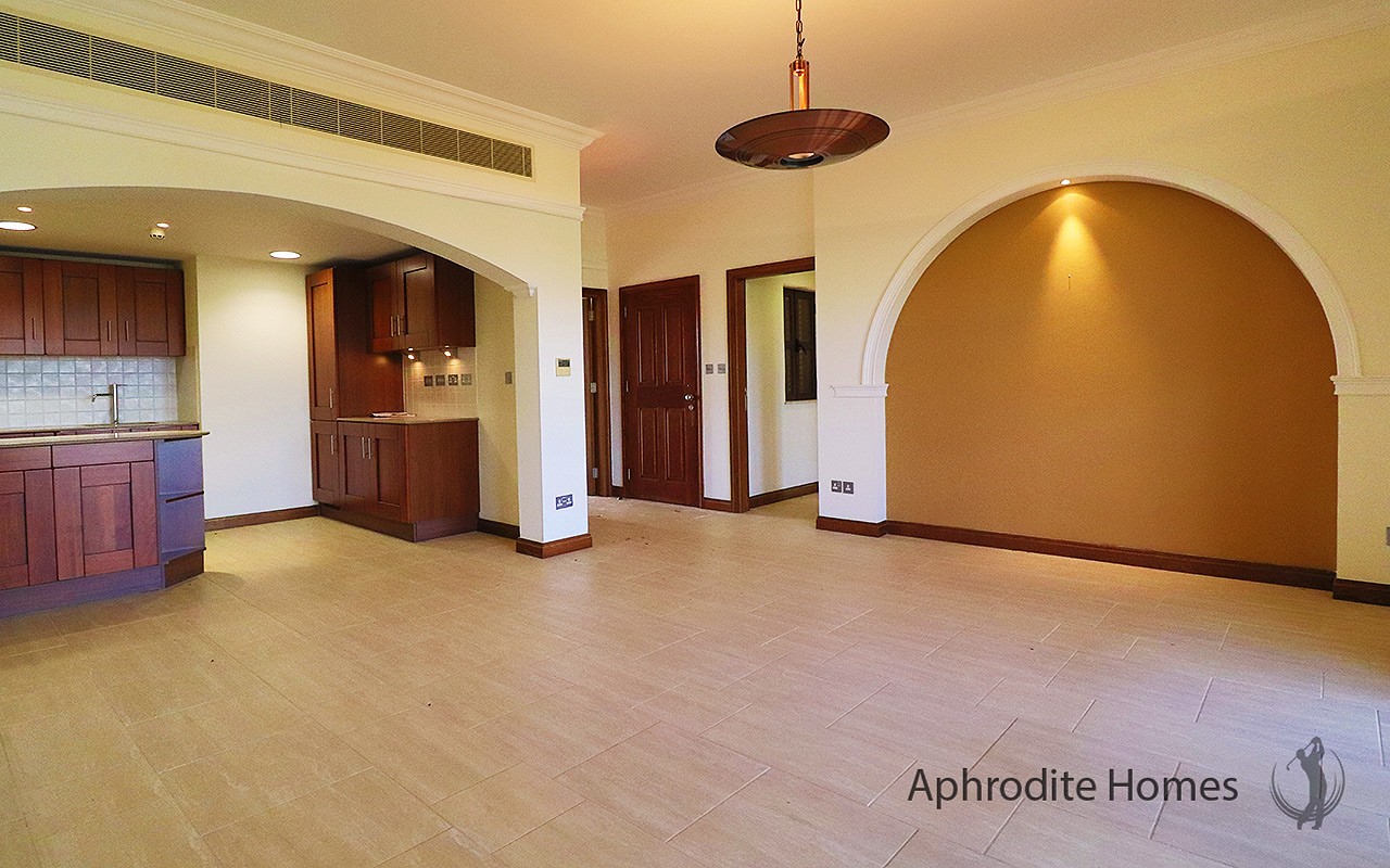 AH320P - 2-Bed Luxury Apartment