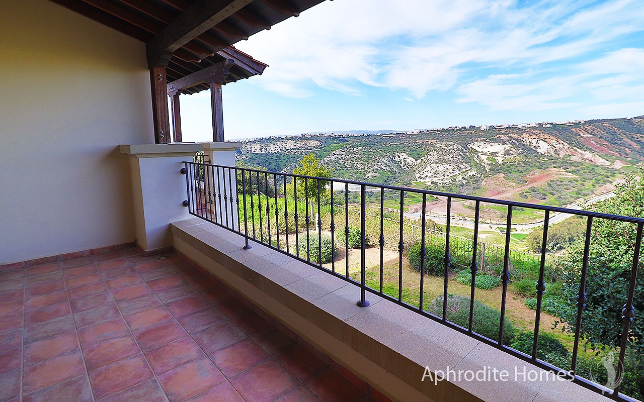 AH320P - 2-Bed Luxury Apartment