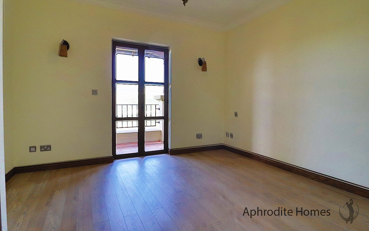AH321P - 2-Bed Luxury Apartment