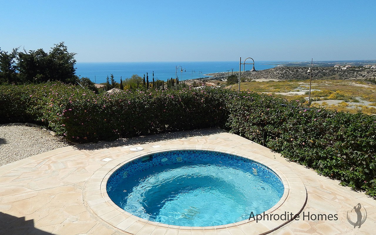 AH167P - 3-Bed Luxury Apartment