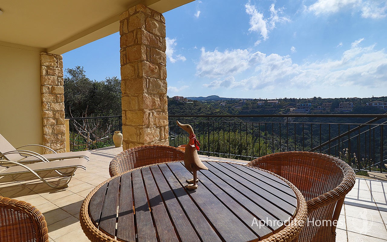 AH323P - 2-Bed Luxury Apartment