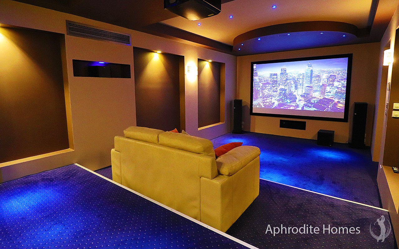 AH330V - 4-Bed Luxury Detached Villa