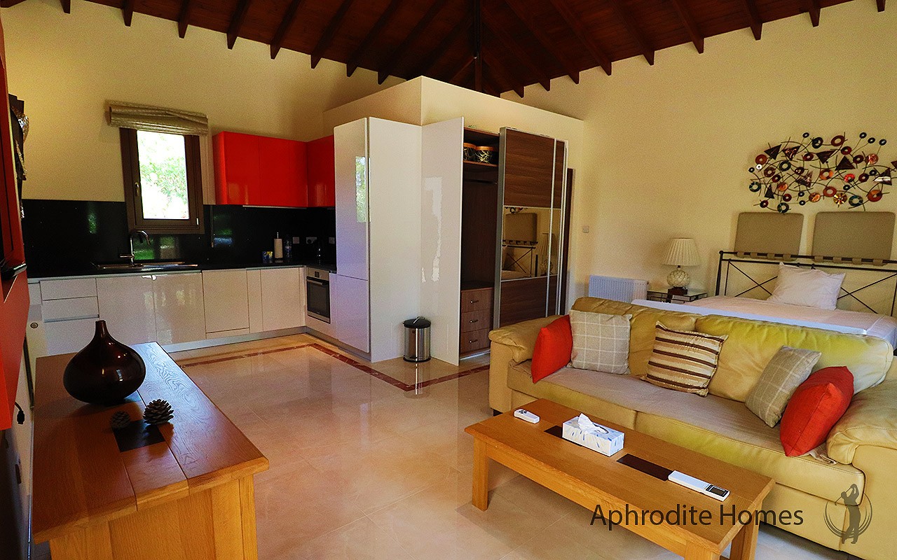 AH330V - 4-Bed Luxury Detached Villa
