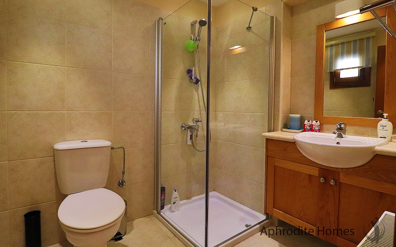 AH330V - 4-Bed Luxury Detached Villa