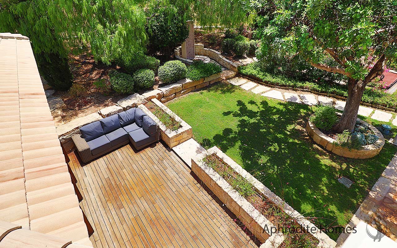 AH330V - 4-Bed Luxury Detached Villa