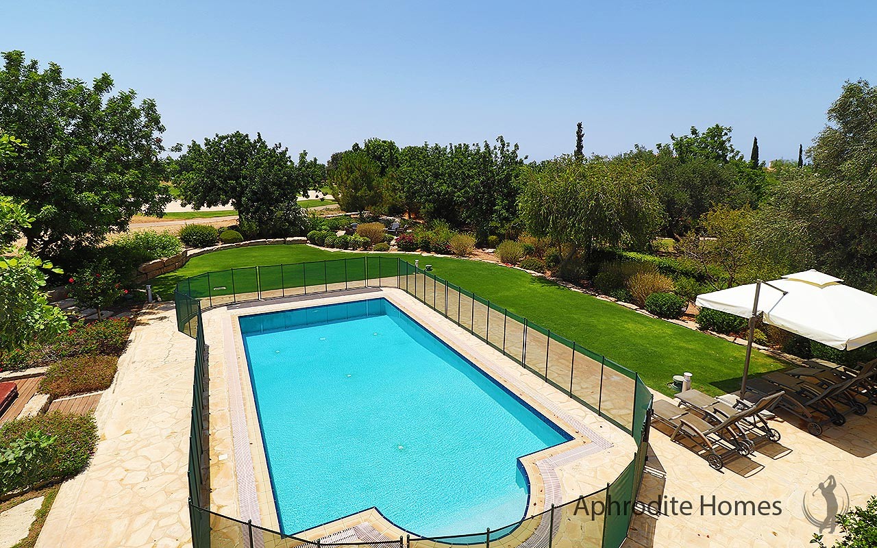 AH330V - 4-Bed Luxury Detached Villa