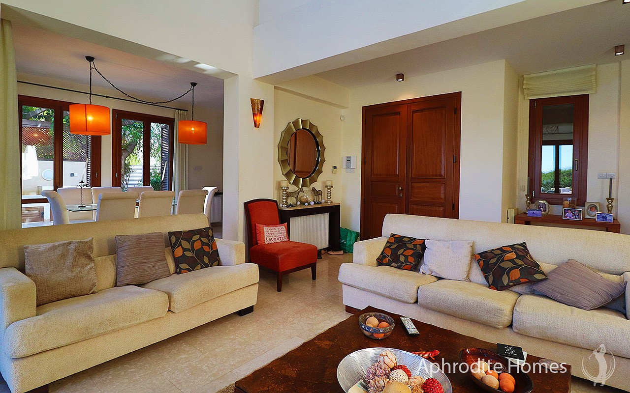 AH337V - 4-Bed Luxury Detached Villa