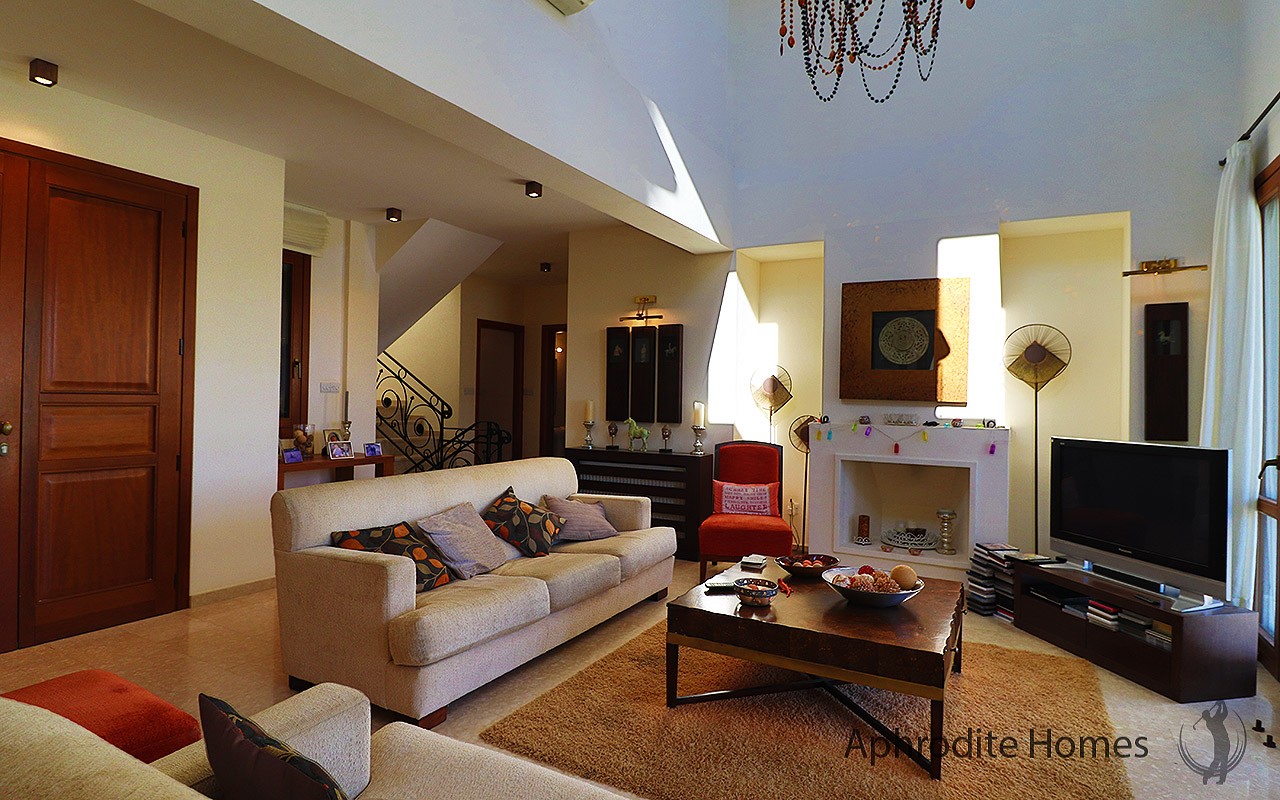 AH337V - 4-Bed Luxury Detached Villa