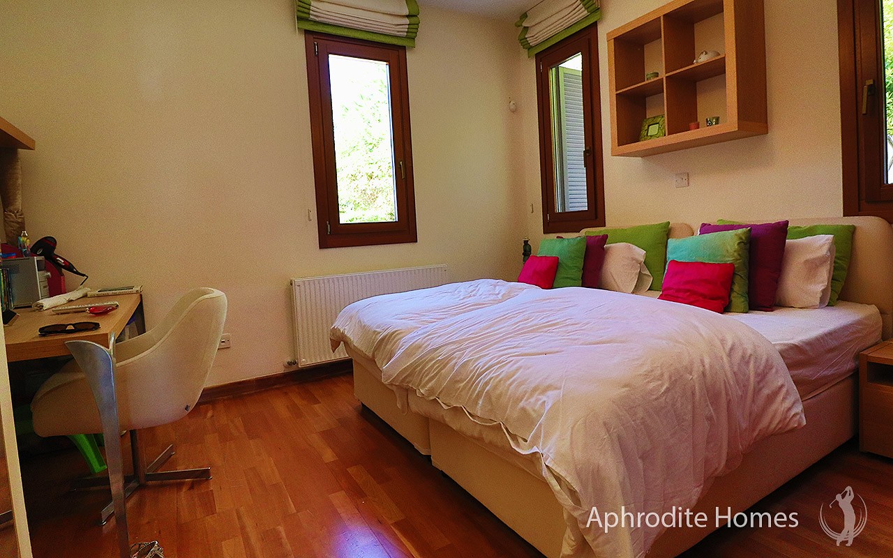 AH337V - 4-Bed Luxury Detached Villa