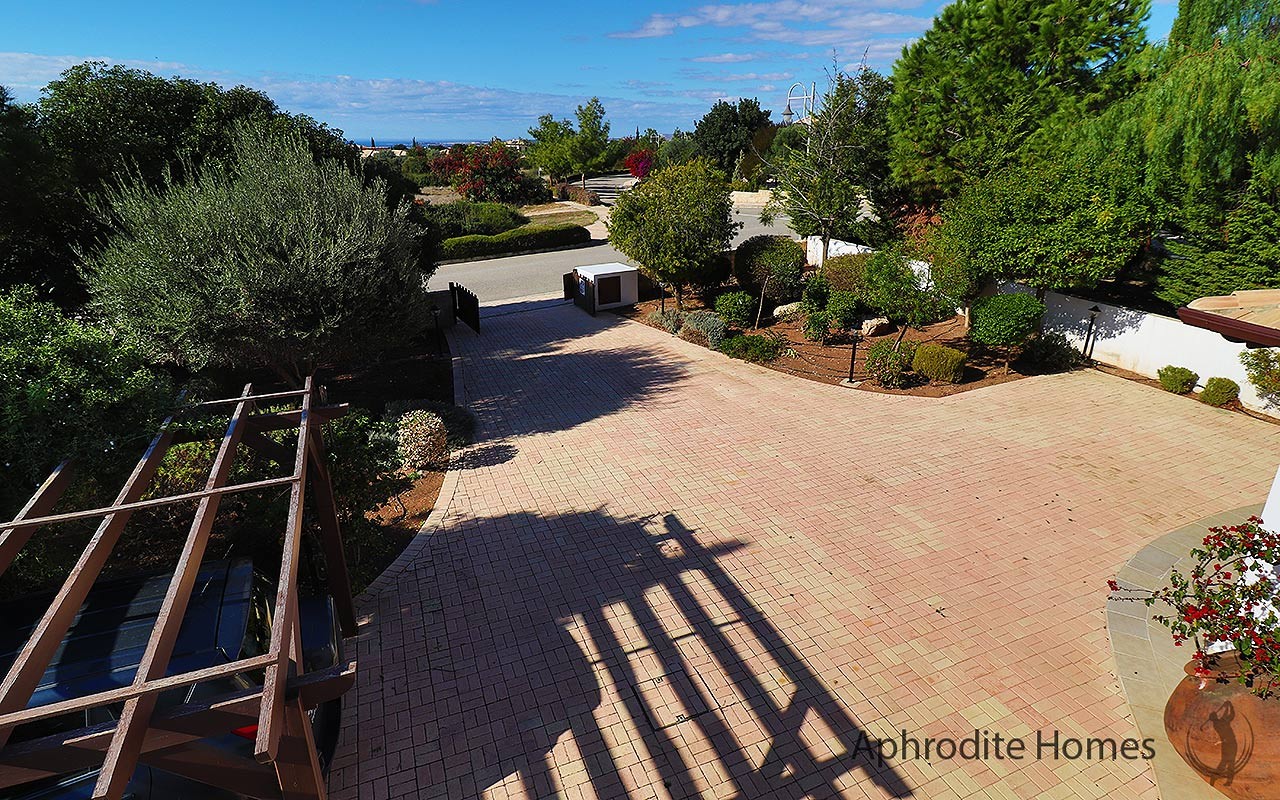 AH337V - 4-Bed Luxury Detached Villa