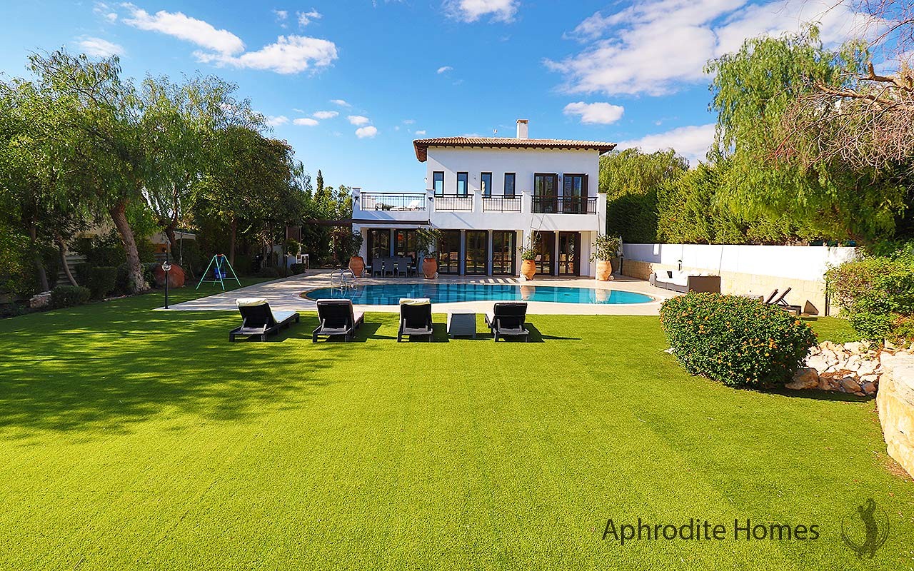 AH337V - 4-Bed Luxury Detached Villa