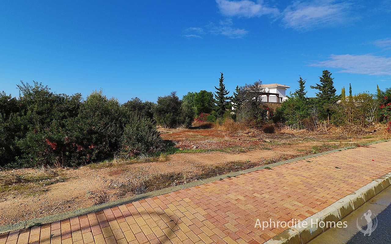 AH340V - Luxury Plot of Land