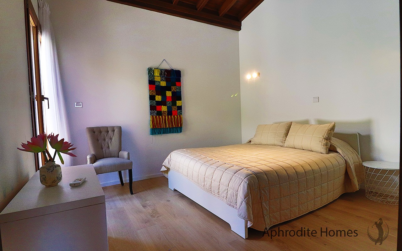 AH344V - 4-Bed Luxury Detached Villa