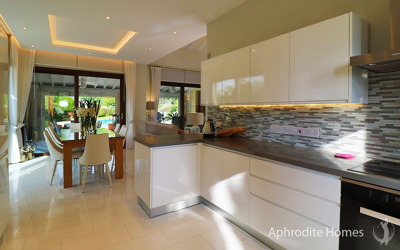 AH357V - 3-Bed Luxury Detached Villa