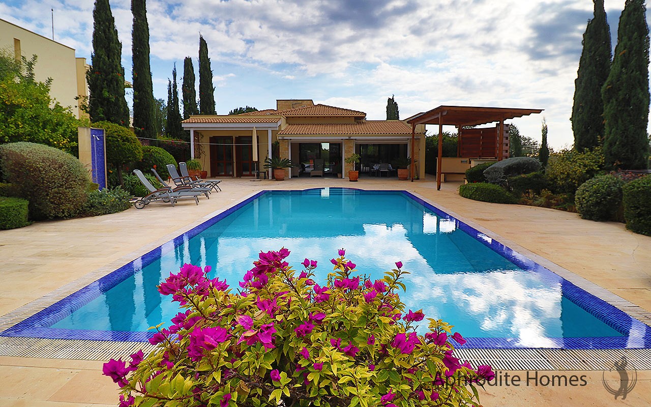 AH357V - 3-Bed Luxury Detached Villa