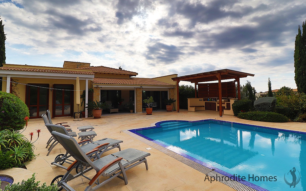 AH357V - 3-Bed Luxury Detached Villa