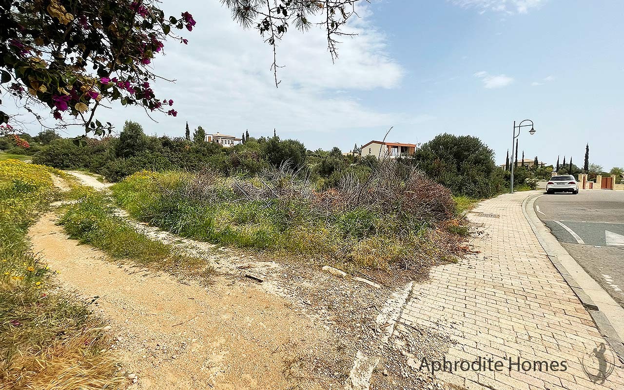 AH360V - Luxury Piece of Land