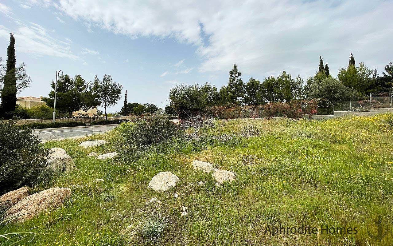 AH360V - Luxury Piece of Land