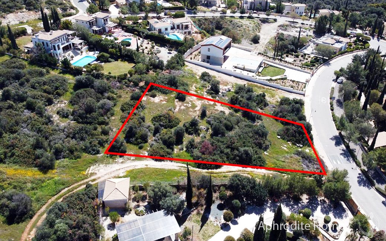 AH360V - Luxury Piece of Land