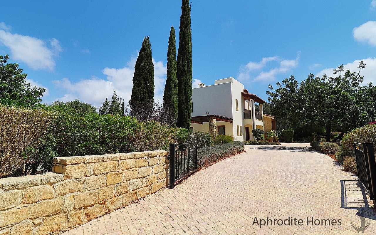 AH364V - 4-Bed Luxury Detached Villa