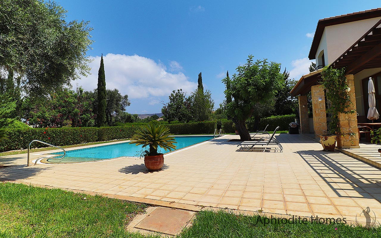 AH364V - 4-Bed Luxury Detached Villa